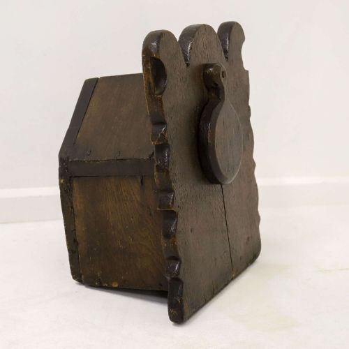 17TH18TH CENTURY BRITISH OAK SALT BOX WITH ORIGINAL IRON HARDWARE RED PAINT TRACES - ADDITIONAL PHOTO 10