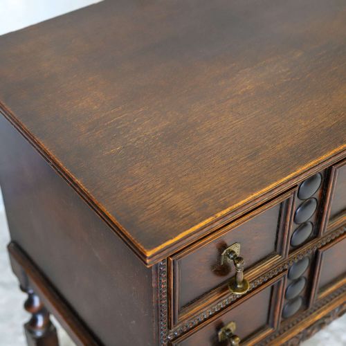 1930S ENGLISH OAK SIDEBOARD CAROLEAN REVIVAL FINELY CARVED WITH BARLEYTWIST SUPPORTS - ADDITIONAL PHOTO 10