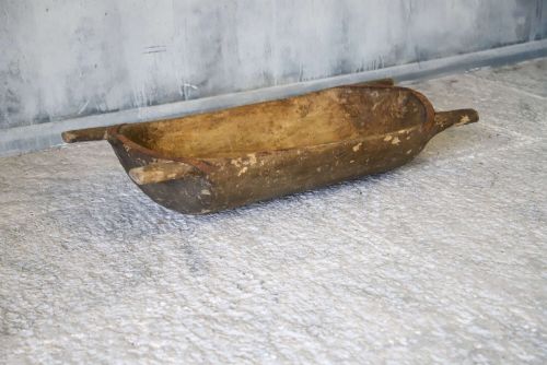 LARGE 19TH CENTURY FRENCH FARMHOUSE KNEADING DOUGH BOWL WITH RICH PATINA - ADDITIONAL PHOTO 1