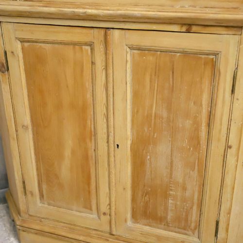 19THCENTURY ENGLISH PINE CORNER CUPBOARD TWOPART FORM WITH GLASS DOORS - ADDITIONAL PHOTO 7