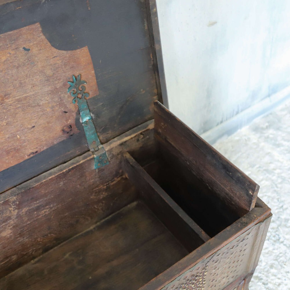 Antique Zanzibar Chest with Brass Studwork, Drawers & Candle Box – 19th Century Teak View XII