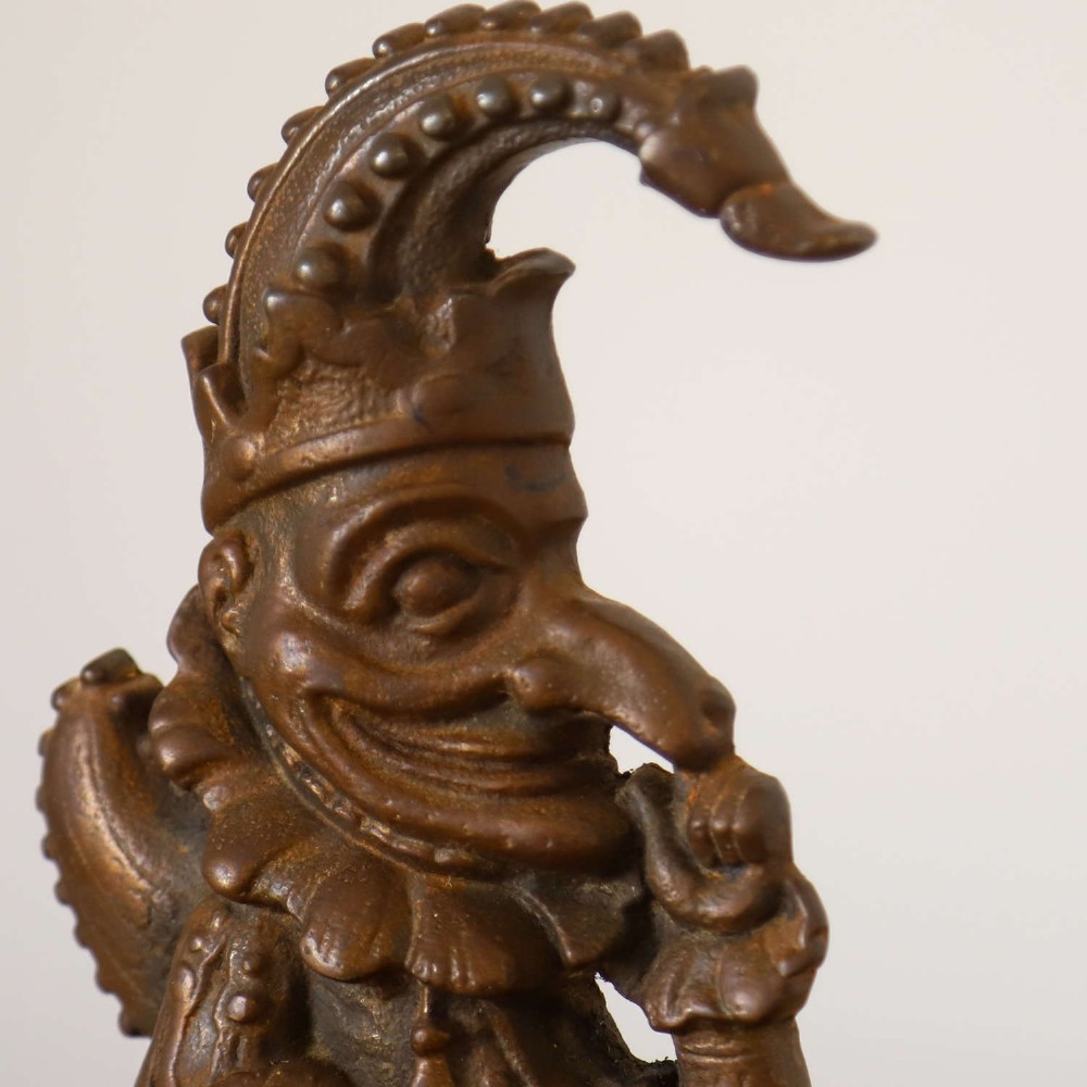 Late 19th Century Mr Punch Door Stop in Cast Iron View IV