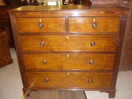 Antique Georgian Chest of Drawers