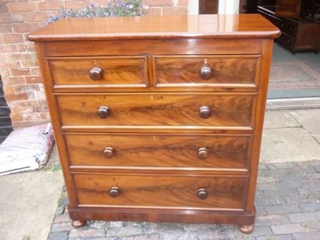 Antique Chest of Drawers
