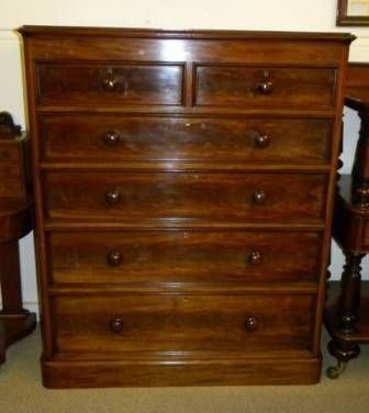 Antique Victorian Chest of Drawers