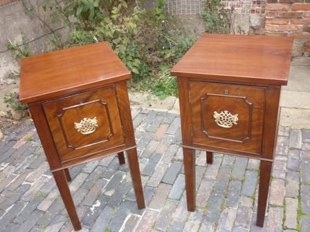 Antique Georgian Bedside Cuboards
