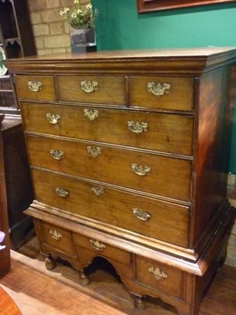 Antique Georgian Chest of Drawers