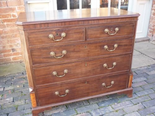 Antique Georgian Chest of Drawers