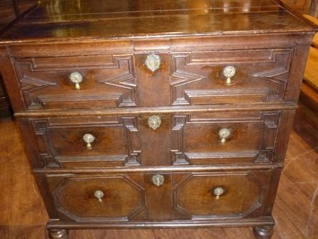 Antique Oak Chest of Drawers