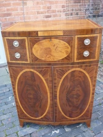 Antique Victorian Chest of Drawers