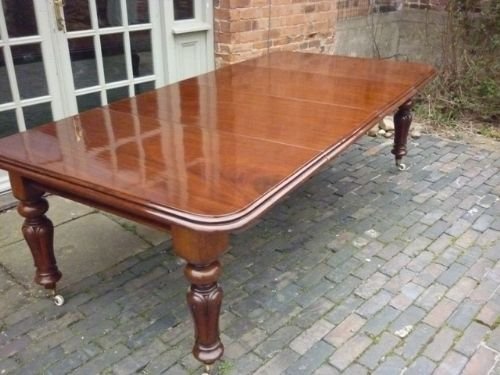 Antique Victorian Mahogany Extending Dining Table