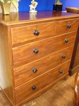 Antique Georgian Chest of Drawers