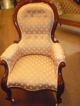 Antique Victorian Gentlemans Armchair
