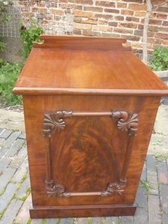 Antique Victorian Mahogany Chest Bedside