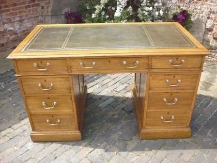 Antique Pedestal Desk Oak