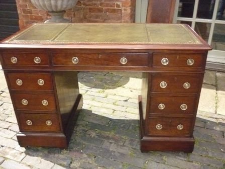 Antique Victorian Pedestal Desk