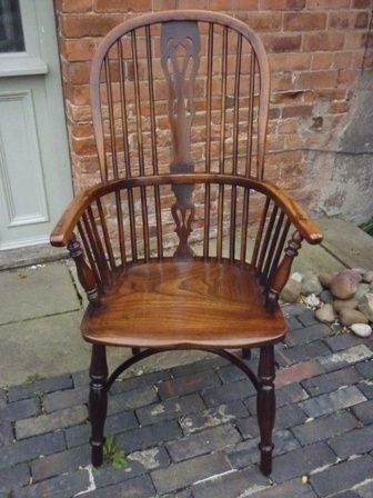 Antique Victorian Yew Wood Windsor Chair