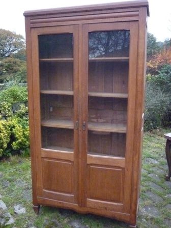 Antique Arts and Crafts Bookcase
