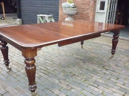 Antique Victorian Mahogany Extending Dining Table