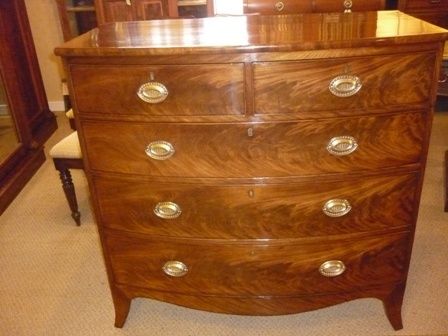 Antique Georgian Bow Front Dhest of Drawers
