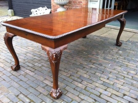 Antique Mahogany Extending Dining Table