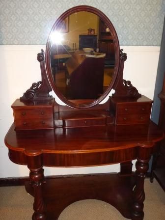 Antique Victorian Dutchess Dressing Table