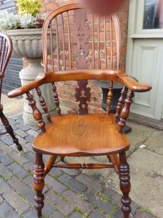 Antique Victorian Yew Wood Windsor Chair