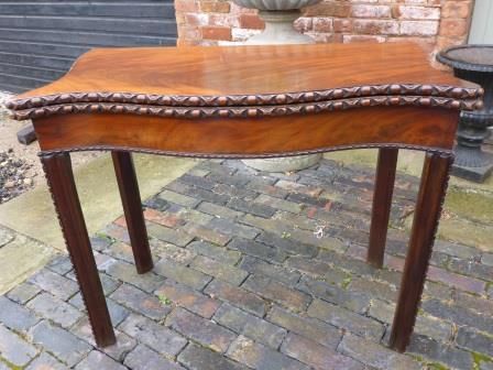 Antique Georgian Mahogany Tea Table