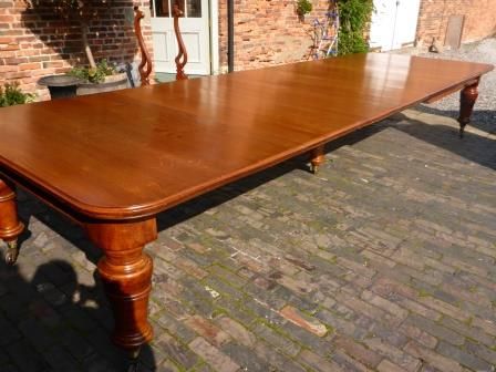 Antique Victorian Oak Extending Dining Table Seat 16