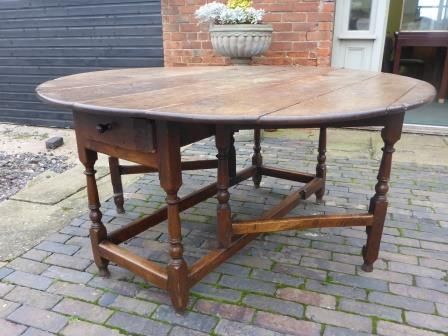 Antique 17th Century Gate Leg Table in Oak