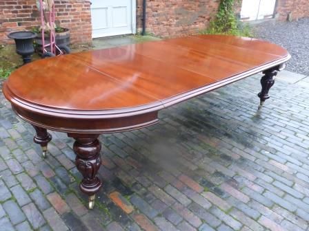 Antique Victorian Mahogany Extending Dining Table 12 Seats