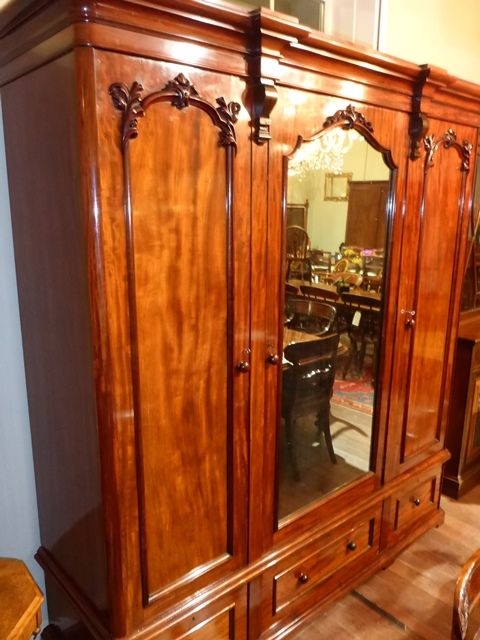 Superb Victorian Mahogany Wardrobe 3 Doors