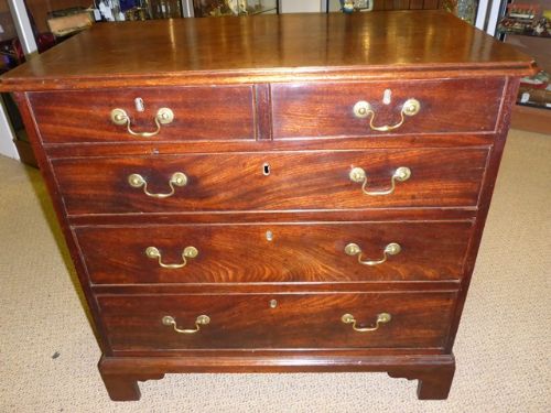 Georgian Mahogany Chest of Drawers Small Size