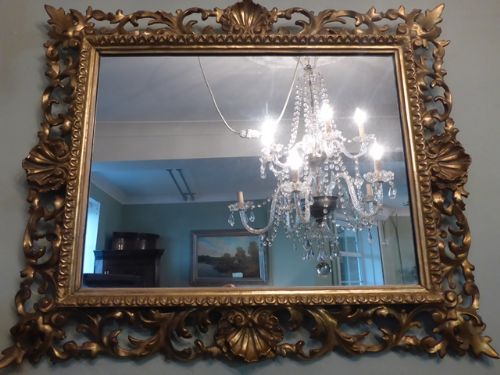Florentine Carved Giltwood Mirror