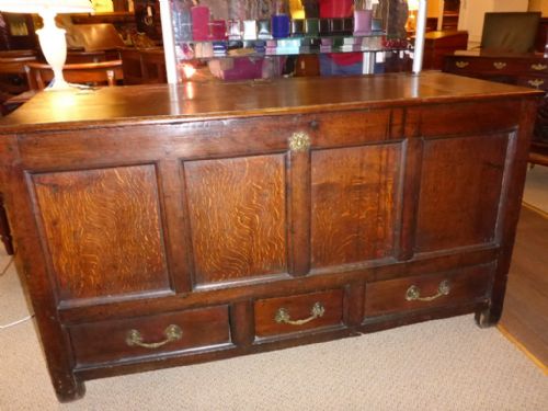 Antique Georgian Mule Chest in Oak