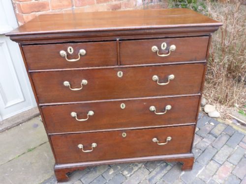 18th Century Oak Chest of Drawers