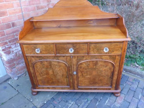 Victorian Gallery Back Chest of Drawers in Walnut