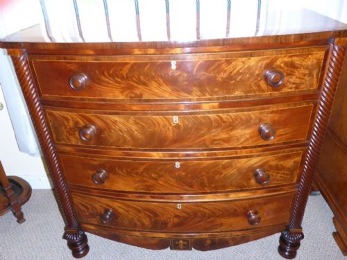 Georgian Bow Front Chest of Drawers Mahogany