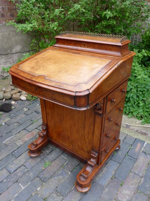 Victorian Walnut Inlaid Davenport Desk