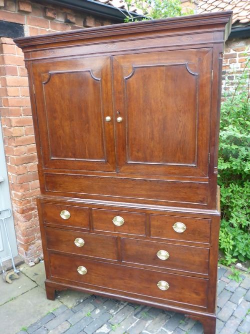 Antique 18th Century Housekeepers Cupboard Oak