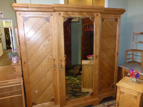 Quality Aesthetic Movement 7 Piece Bedroom Suite in Ash