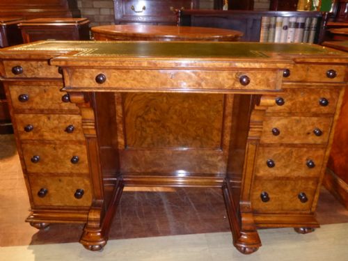 Victorian Ladies Writing Desk in Burr Walnut