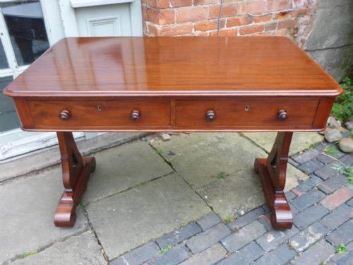 Victorian Mahogany 2 Drawer Library Table
