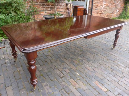 Victorian Mahogany Extending Dining Table Seat 10