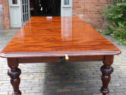 Victorian Mahogany Extending Dining Table Seats 12