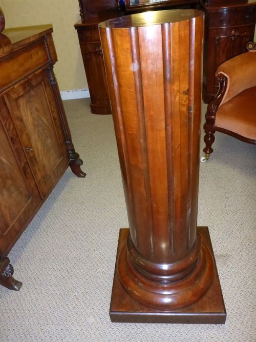 Victorian Mahogany Pedestal