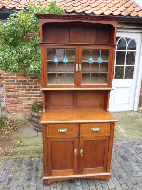 Arts and Crafts Bookcase/dresser in Oak