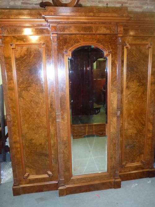 High Quality Victorian Burr Walnut Wardrobe