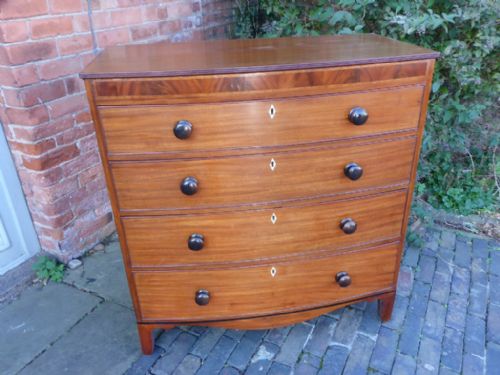 Georgian Bow Front Chest of Drawers