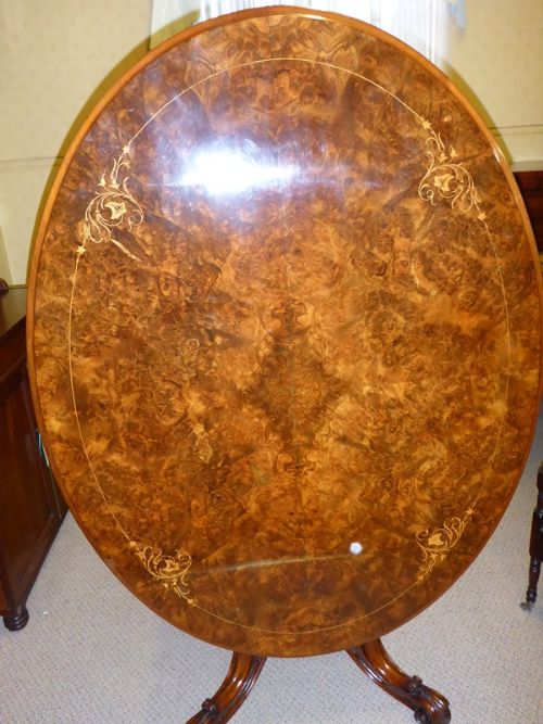 Fine Victorian Burr Walnut and Inlaid Loo Table